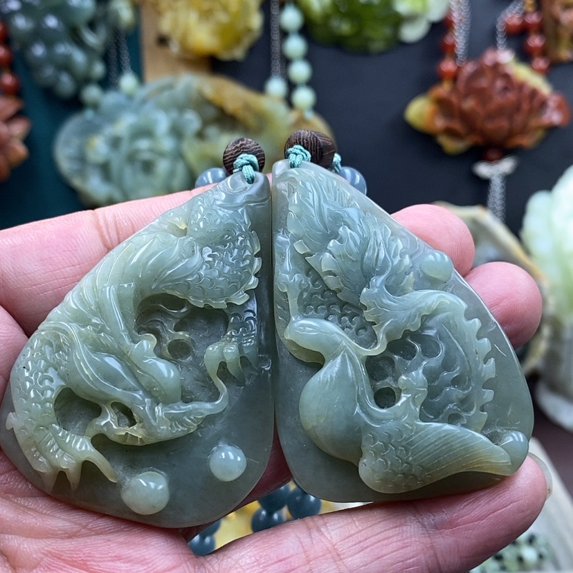 【闪购商品】未镶嵌岫玉吊坠手工雕刻