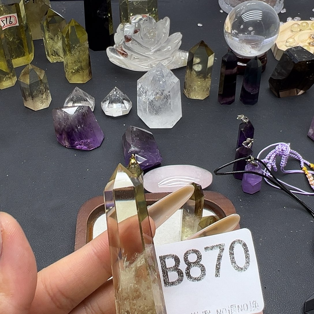 五***哥水晶未镶嵌珠宝半成品