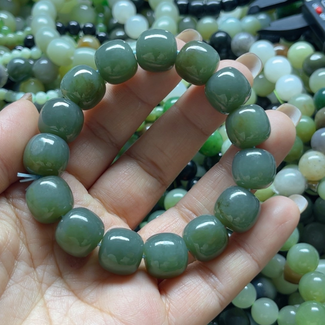 和田玉手链未镶嵌