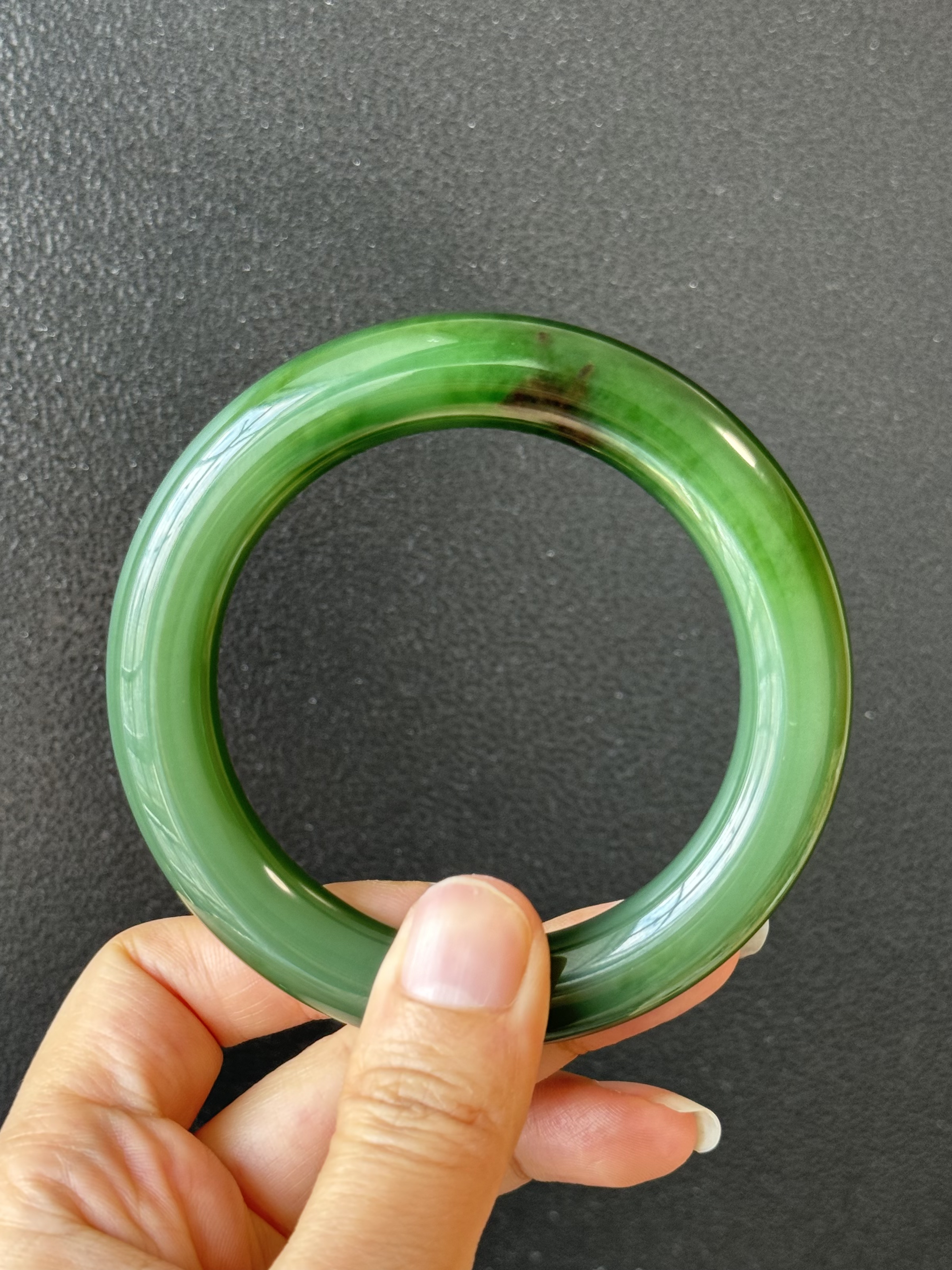 俄罗斯红皮老矿碧玉和田玉圆条手镯55圈