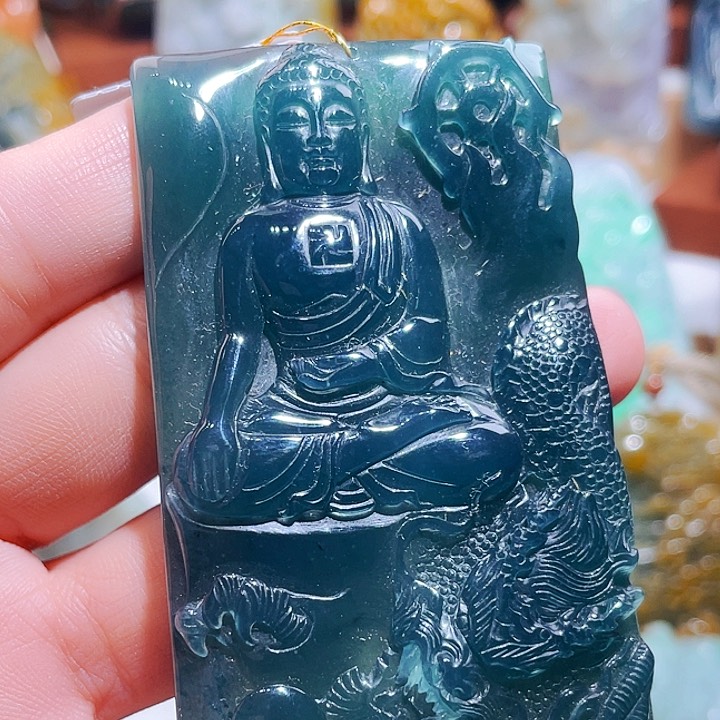 翡翠未镶嵌颈饰111111111