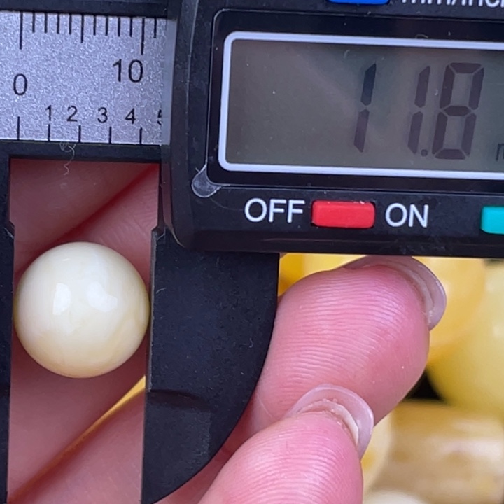 蜜蜡未镶嵌裸石1407