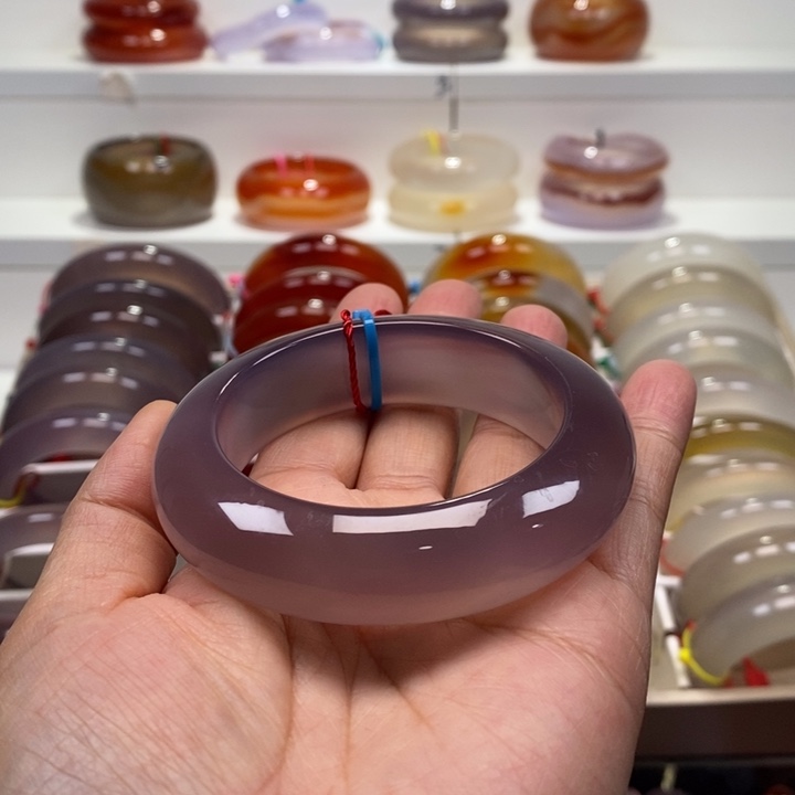 玛瑙/玉髓未镶嵌手镯圈口54纹雾