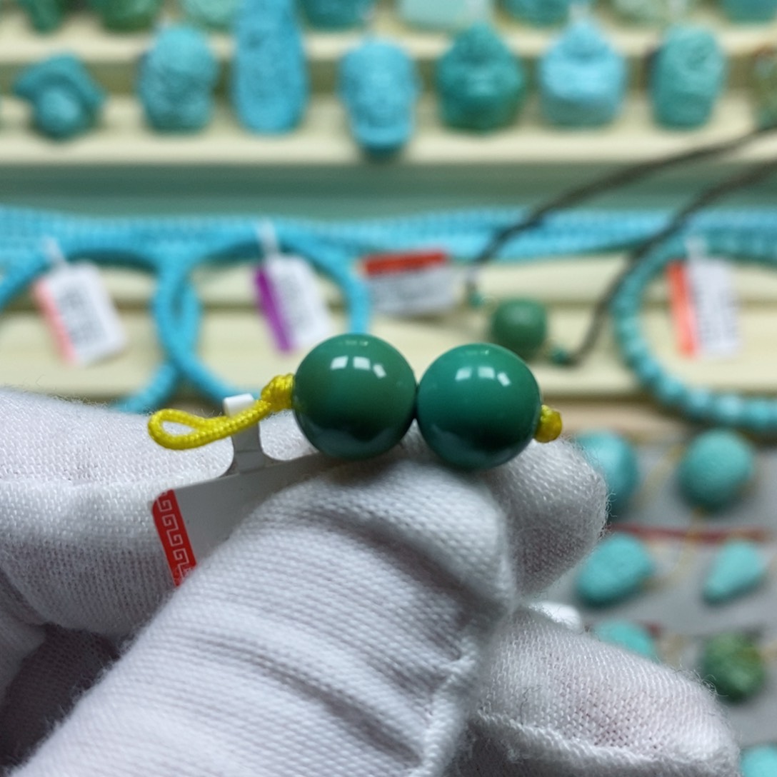 绿松石珠宝奇石未镶嵌m****?