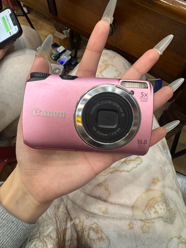 9新 Canon/佳能 佳能a3300二手相机no退换 屏幕微霉