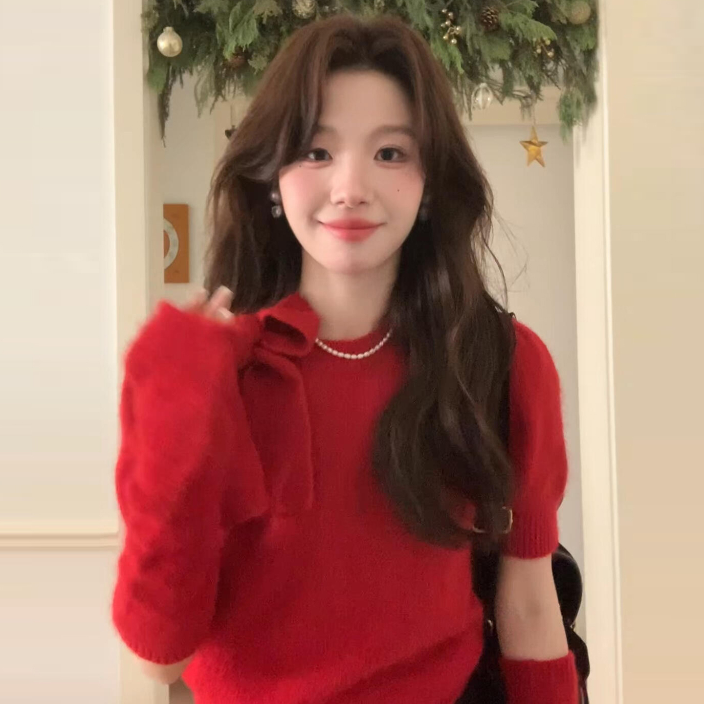 圣诞穿搭红色袖套毛衣女秋冬季2025新款高级感内搭打底衫针织上衣