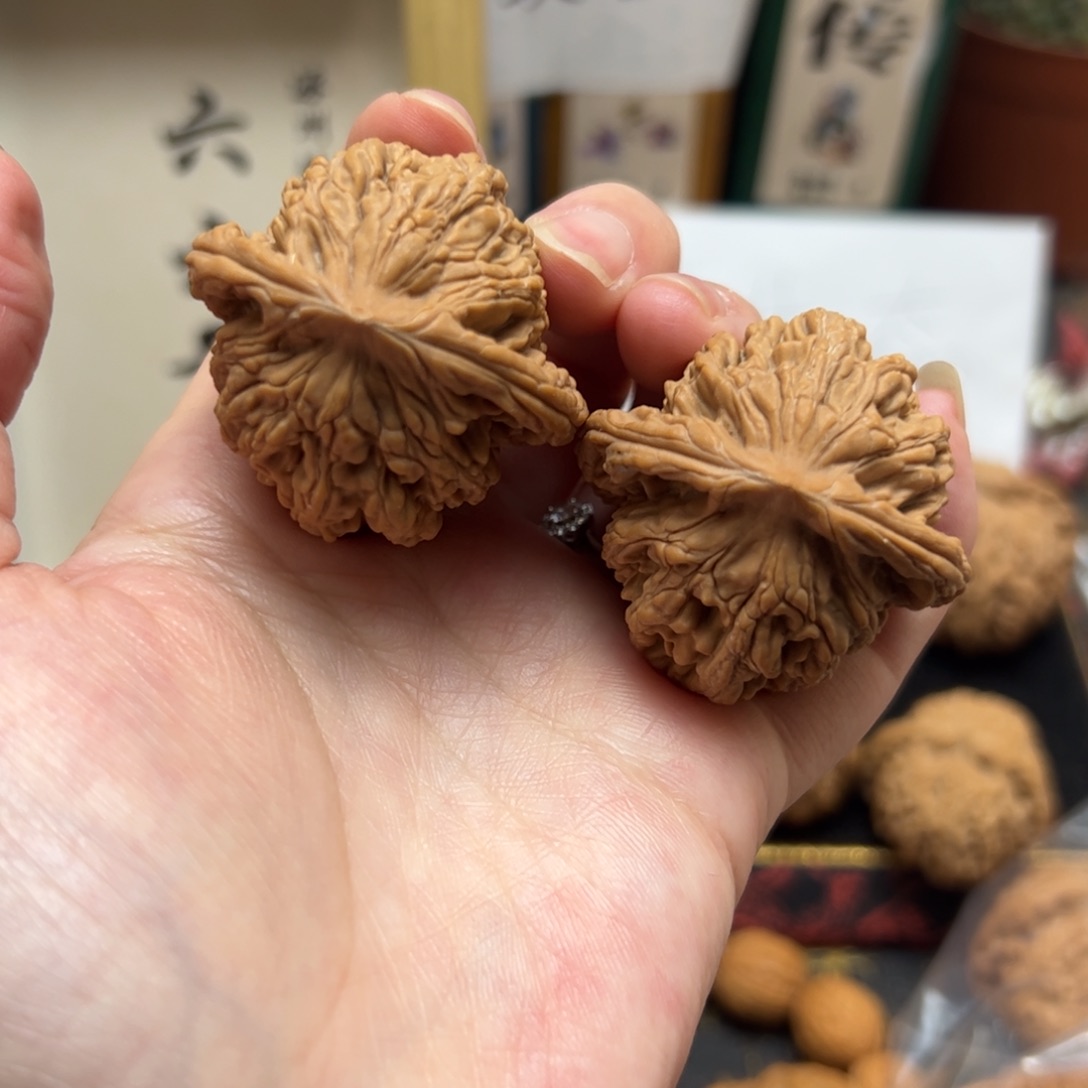 就***吧文玩核桃把件40麦虎