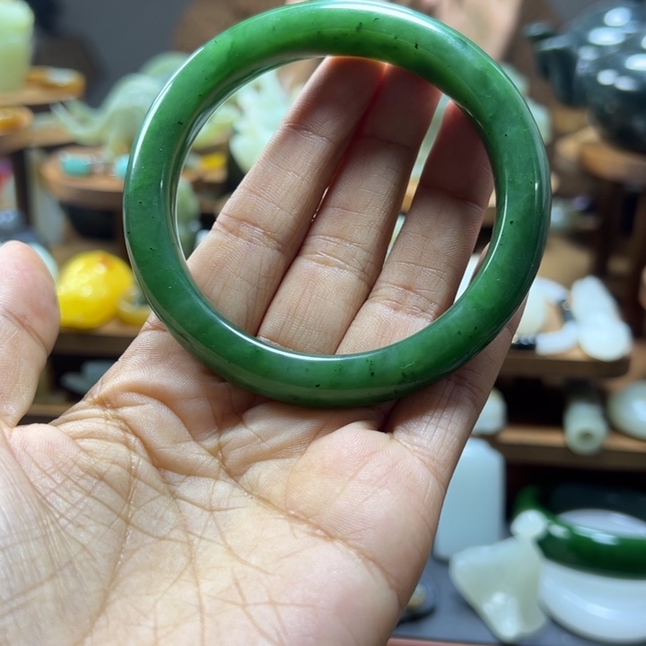 未镶嵌手镯和田玉Z****L