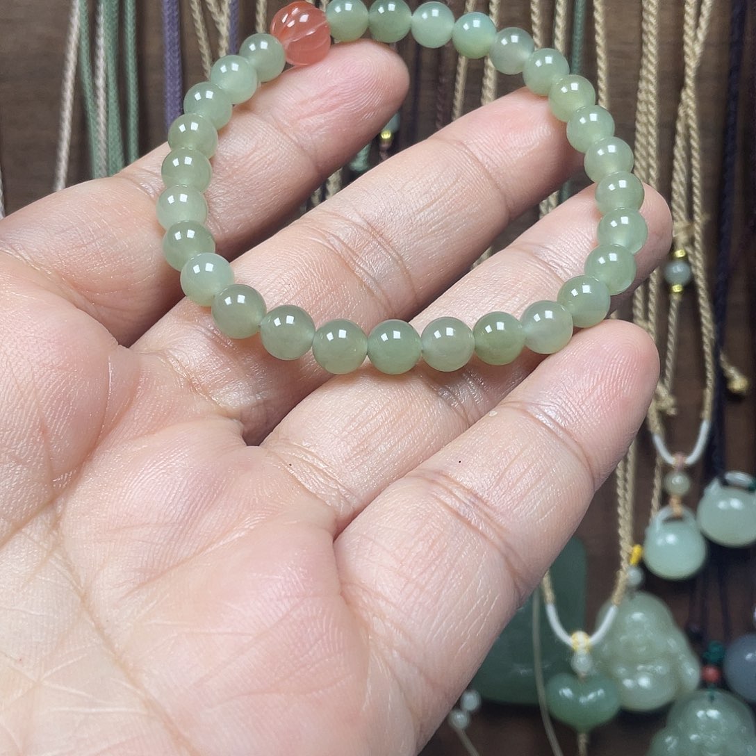 和田玉未镶嵌手串