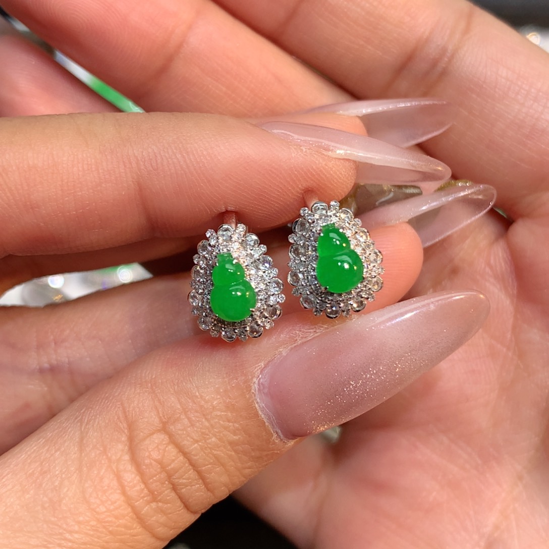 翡翠颈饰18K金镶嵌S****a翡翠