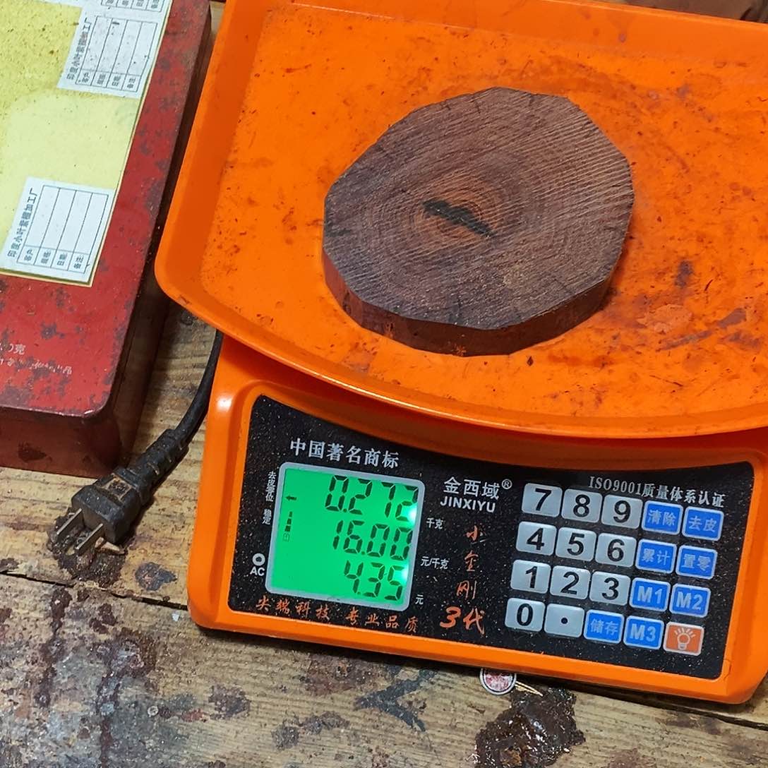 檀香紫檀（小叶紫檀）手串。*？
