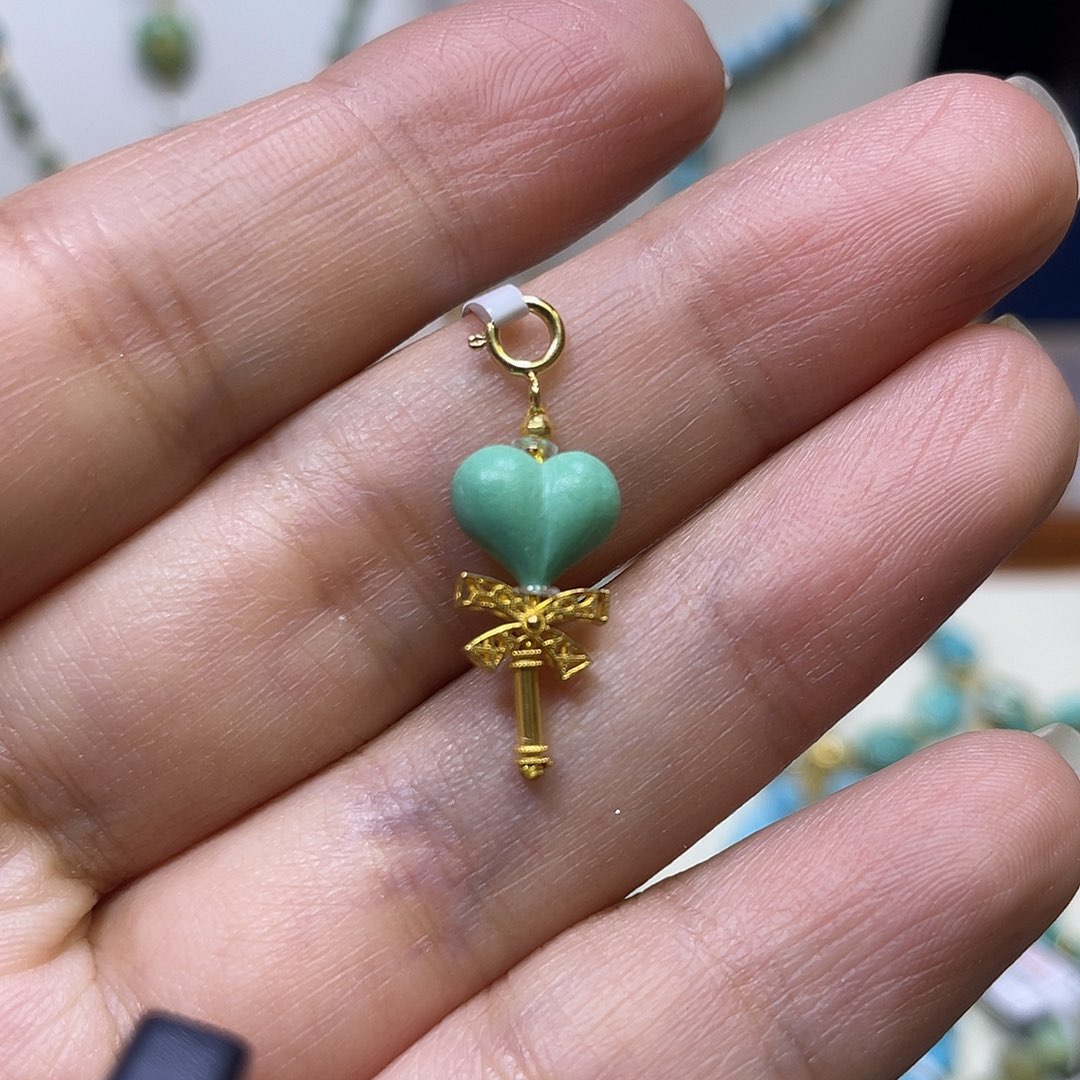 绿松石18K金镶嵌仙女棒