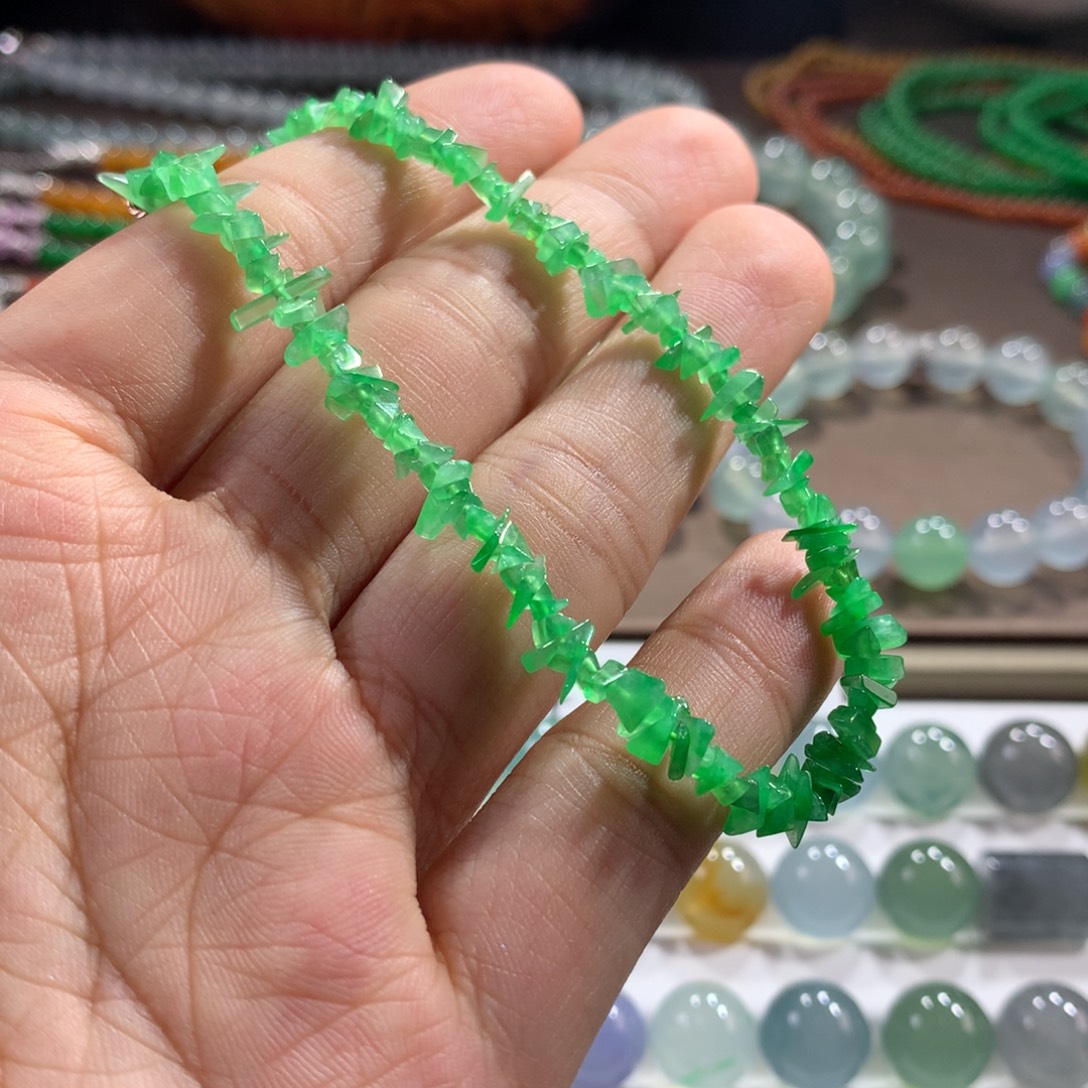 翡翠未镶嵌手链高冰甜绿碎冰冰