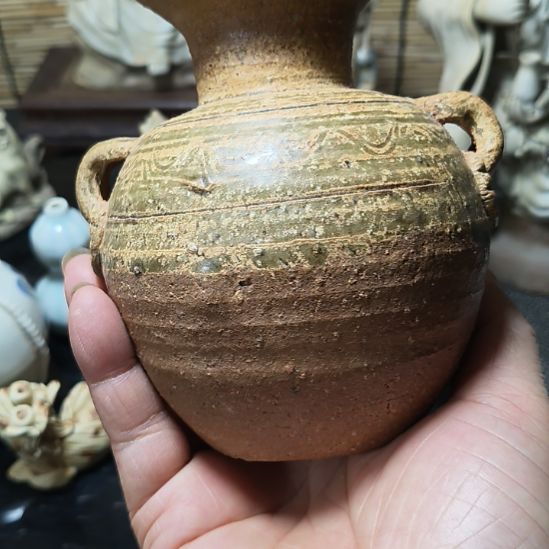 陶摆件瓶。。。。。。。。。。。。。。。。。。。。。。。