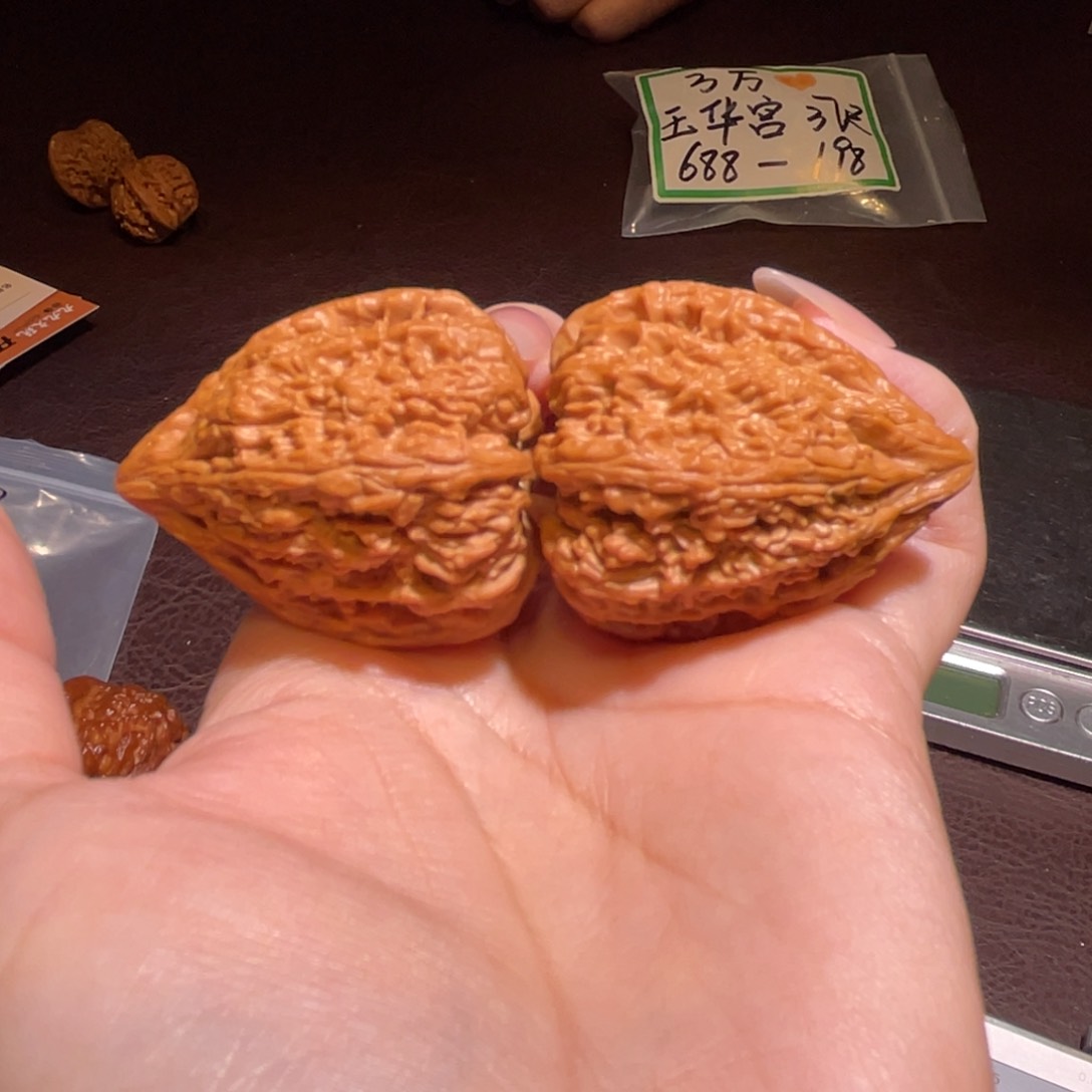 文玩核桃把件35塔尖