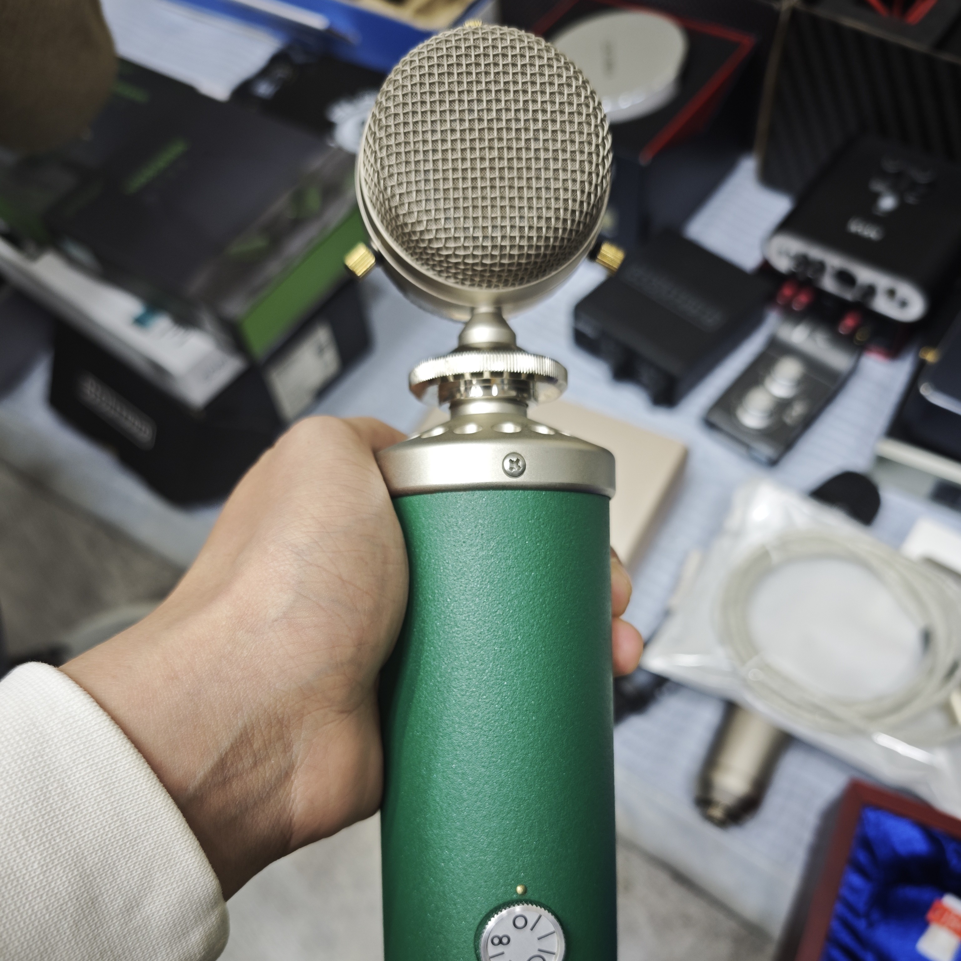 二手blue奇异果麦克风无质量问题不退换