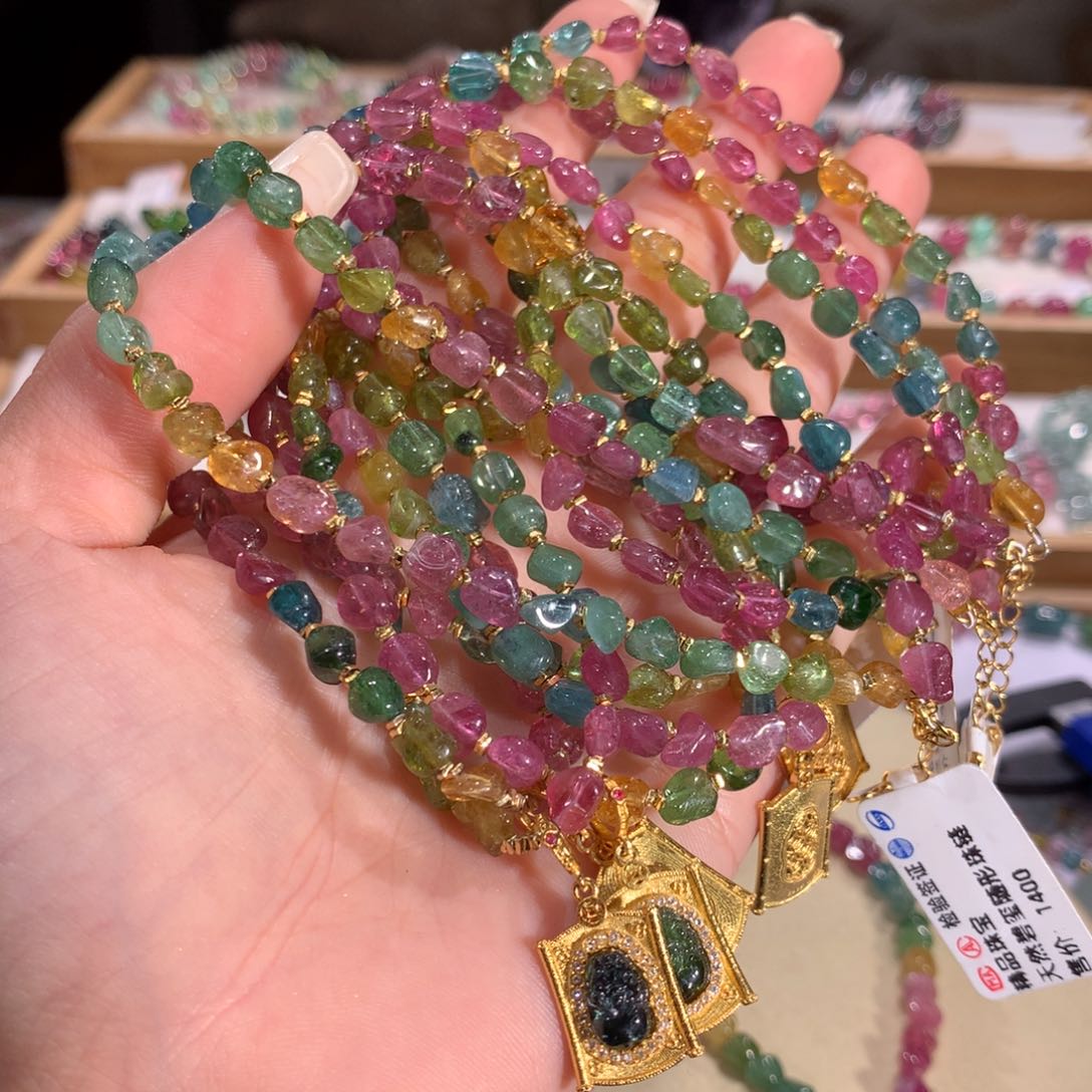 碧玺多样性发货一件未镶嵌