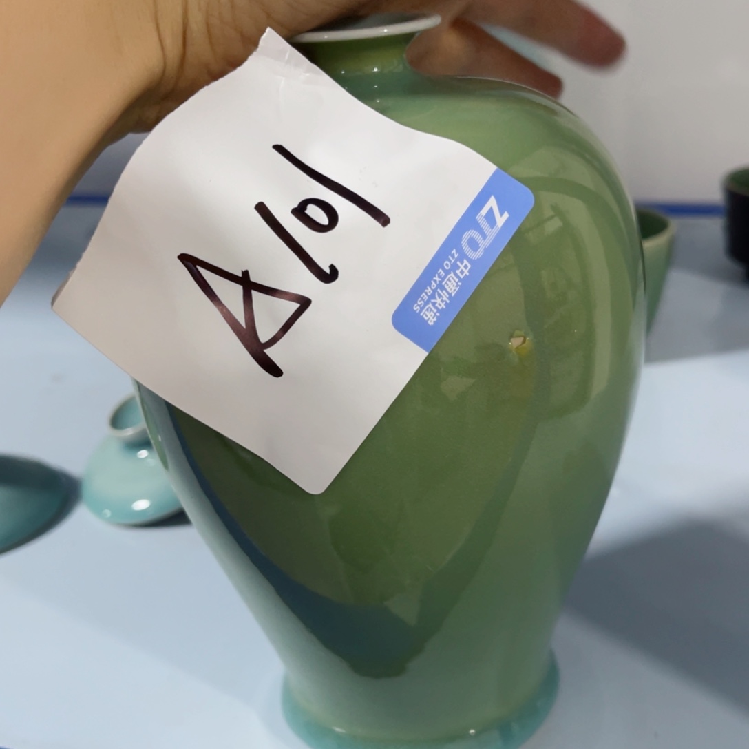 青瓷哈哈哈哈哈哈哈哈哈哈哈