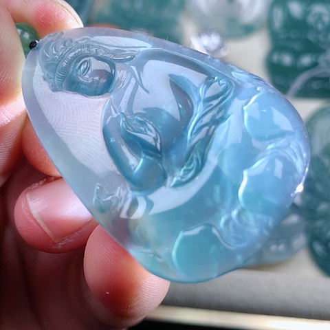 【闪购商品】翡翠颈饰未镶嵌天然翡翠