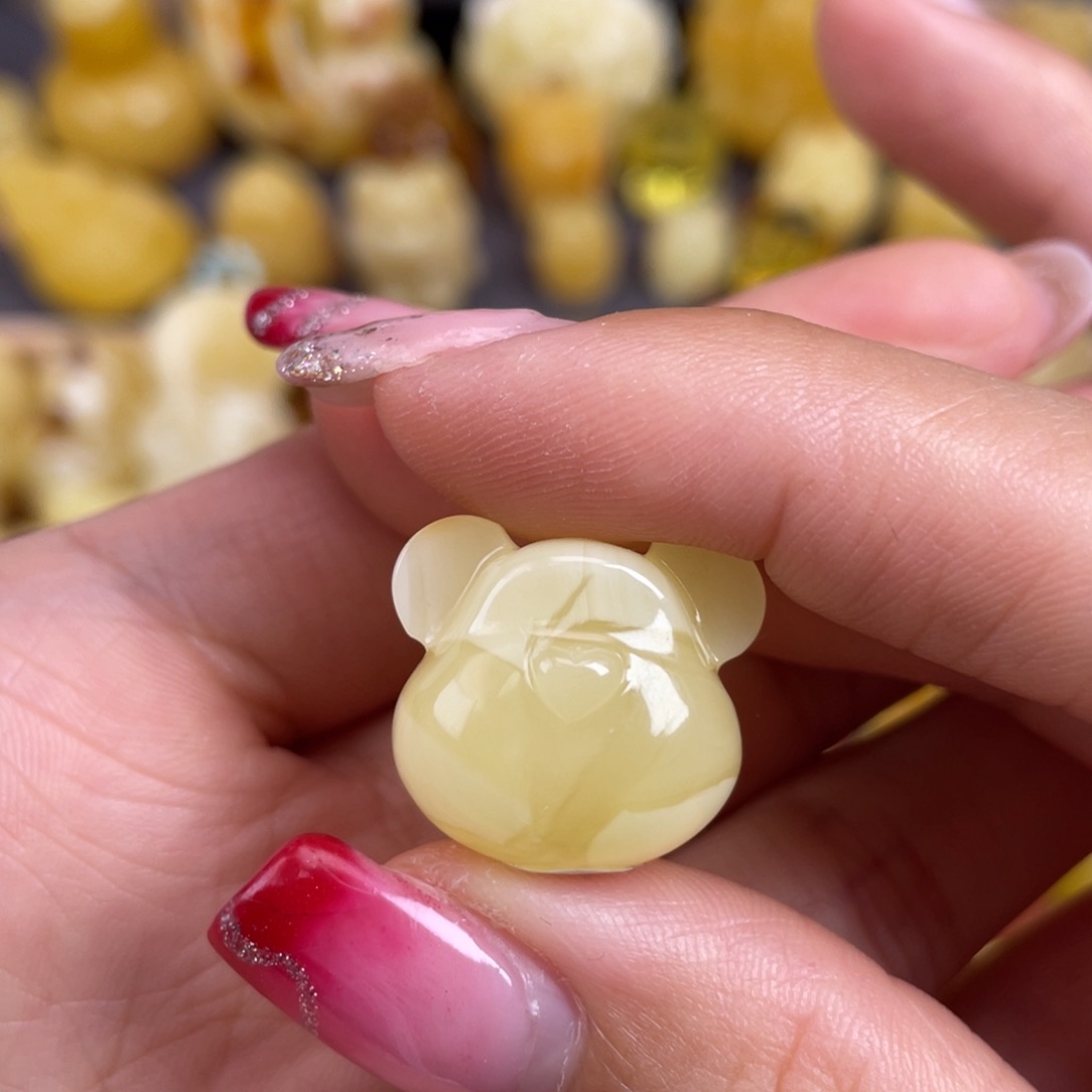 琥珀裸石未镶嵌蜜蜡