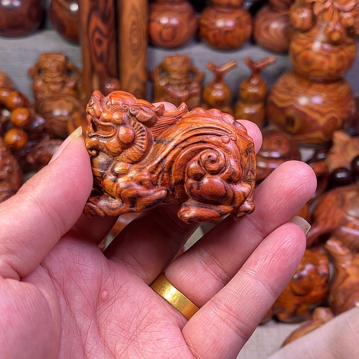 黄花梨/降香黄檀海南黄花梨油梨工艺品