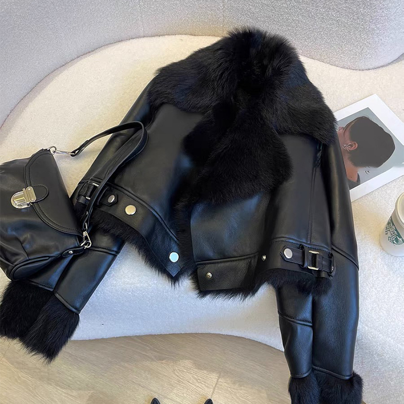 黑色皮毛一体外套女短款秋冬装新款加厚保暖机车服夹克上衣30707#