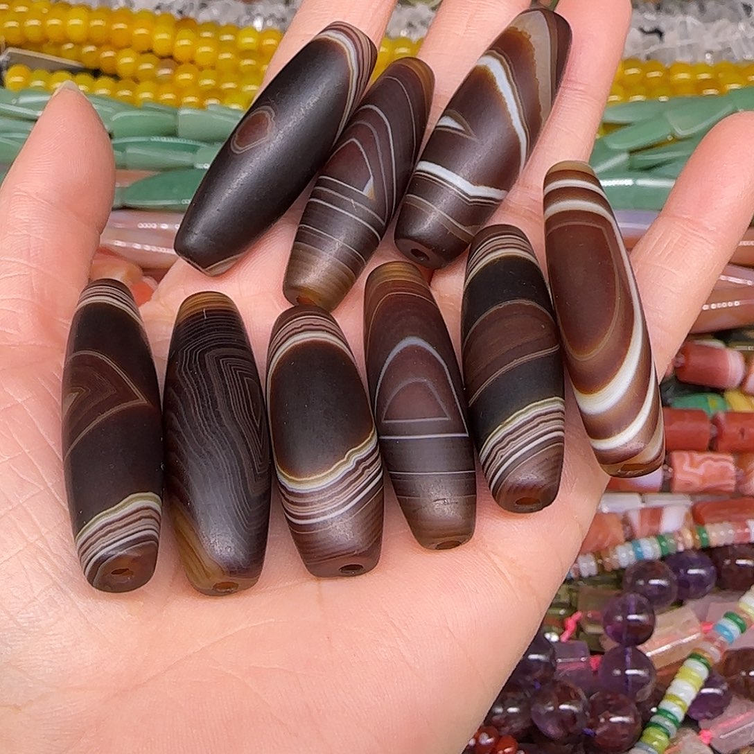 玛瑙/玉髓合金珠宝半成品老玛瑙一颗混发不挑