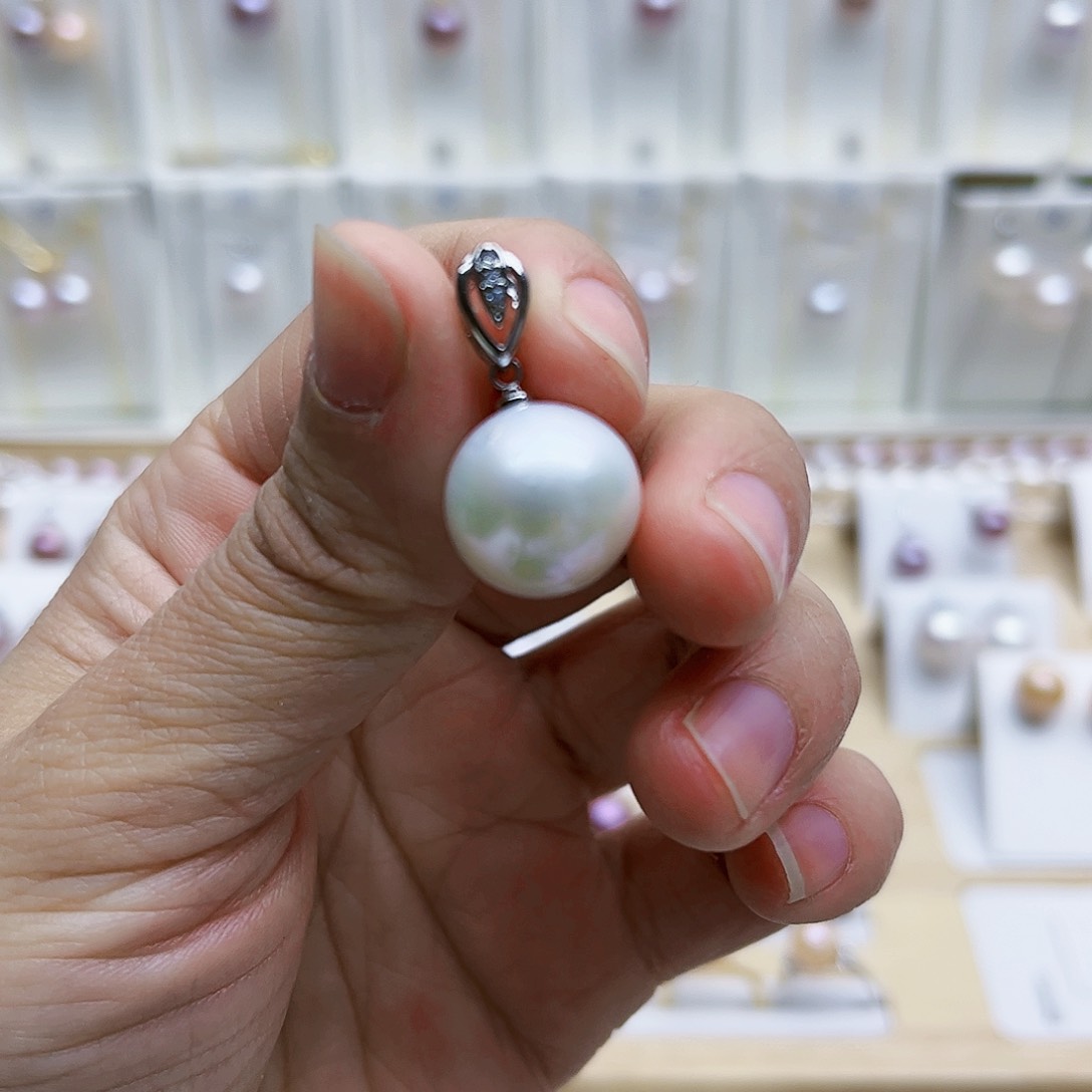 淡水珍珠颈饰合金