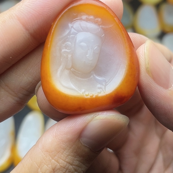 【闪购商品】颈饰未镶嵌和田玉