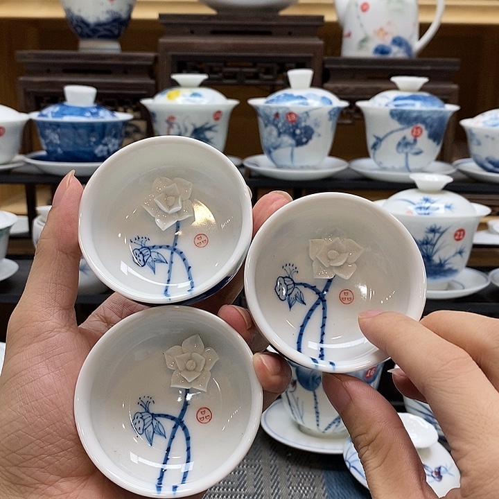 手绘浮雕工艺杯子3个装高温瓷釉下彩微瑕福利款