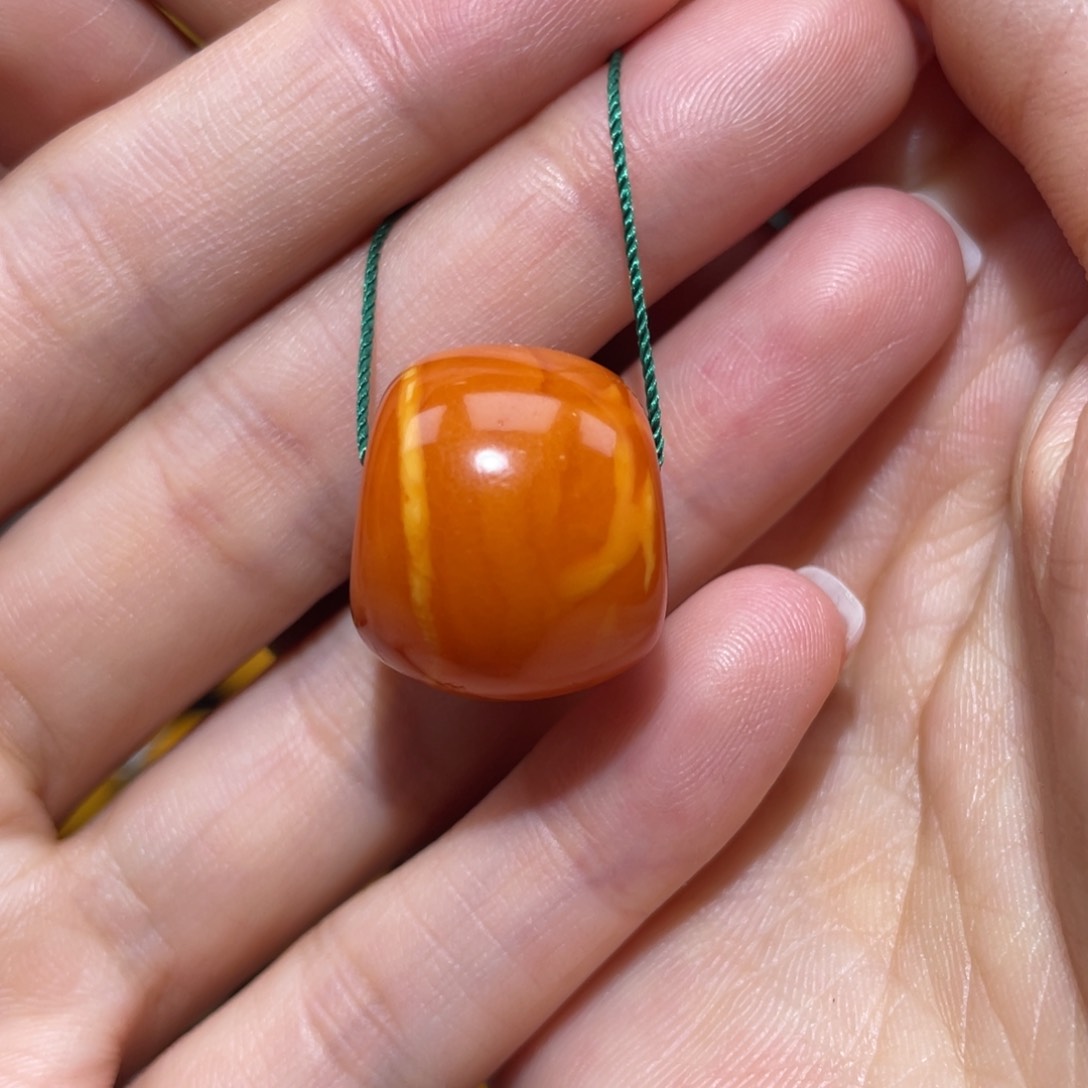 【闪购商品】琥珀裸石未镶嵌马蹄