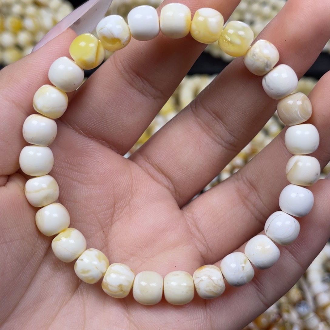 蜜蜡未镶嵌珠宝奇石7.7m