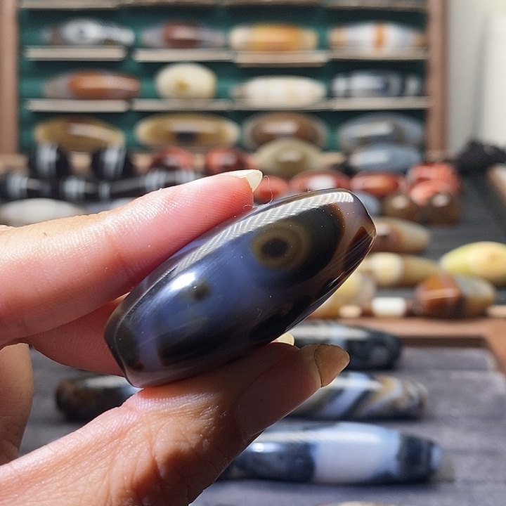 L***u玛瑙/玉髓未镶嵌吊坠(不含链)