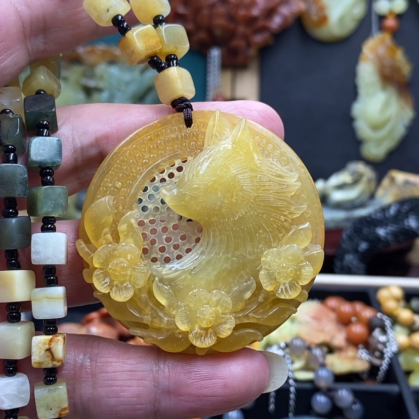 【闪购商品】蛇纹石玉吊坠未镶嵌