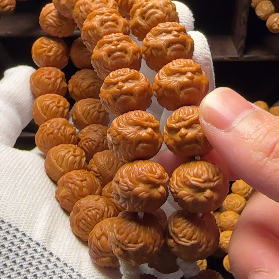 枫***猴头核桃吊坠猴头