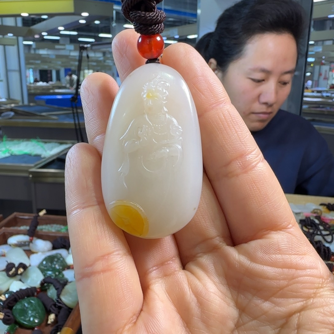 玉用****4高端观音挂件一步到位