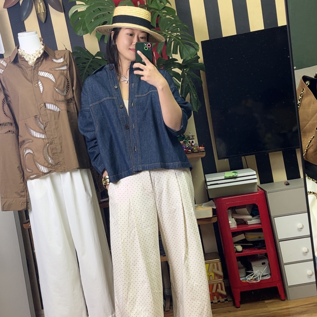 碎花刺绣圆领后背镂空背心设计感上衣