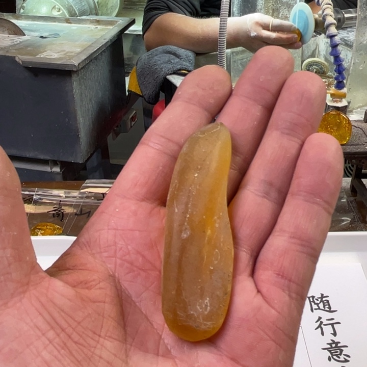 定制琥珀上**丹天然琥珀