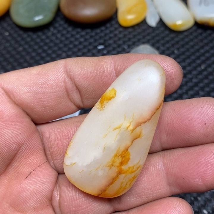和田玉（白玉）珠宝奇石未镶嵌