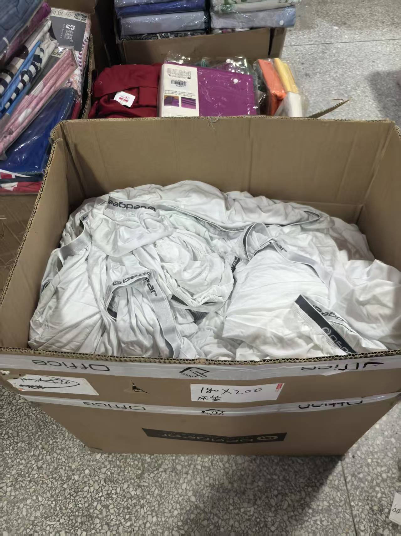 《厚广家》3楼180×200白色超软凉感薄款床笠 发1张