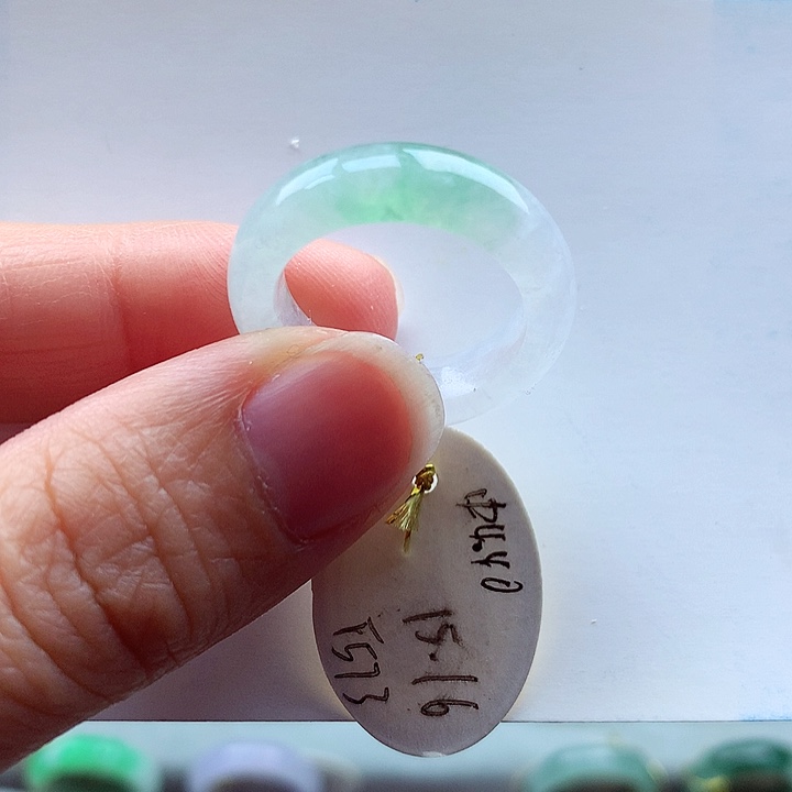 翡翠戒指未镶嵌15.16号