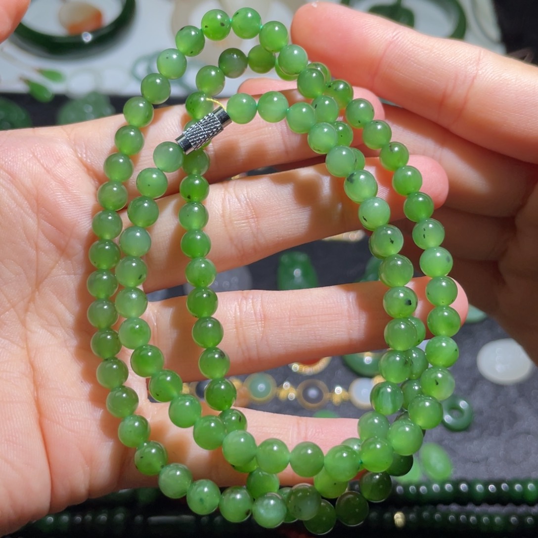 和田玉（碧玉）未镶嵌颈饰