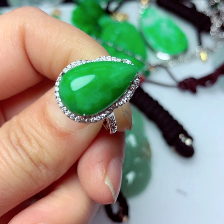 翡翠戒指银S925镶嵌戒指