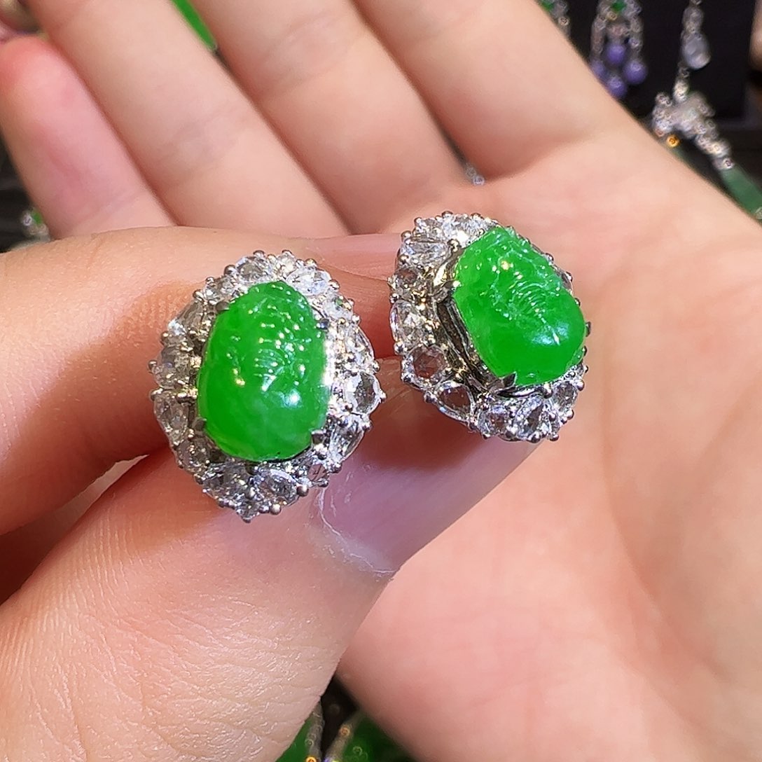 翡翠耳饰18K金镶嵌貔貅