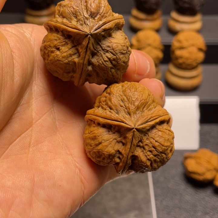 文玩核桃吊坠F玉鼎40