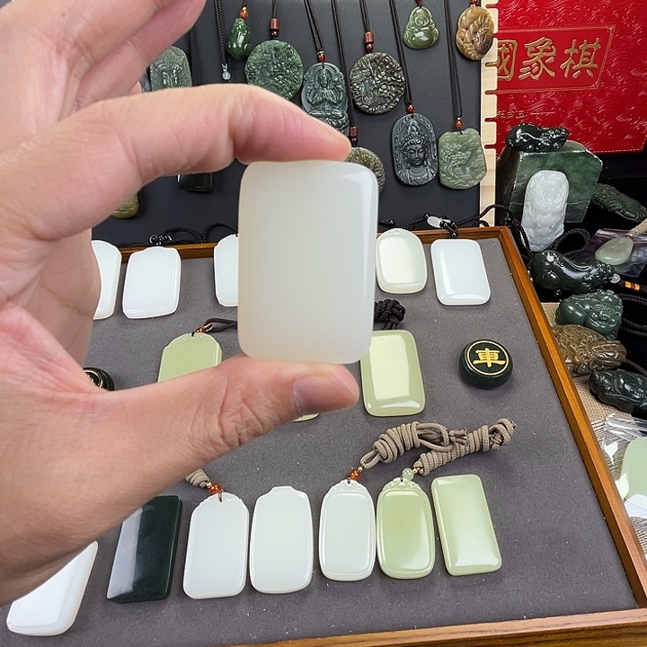 9***9玉白三五面包牌无事牌