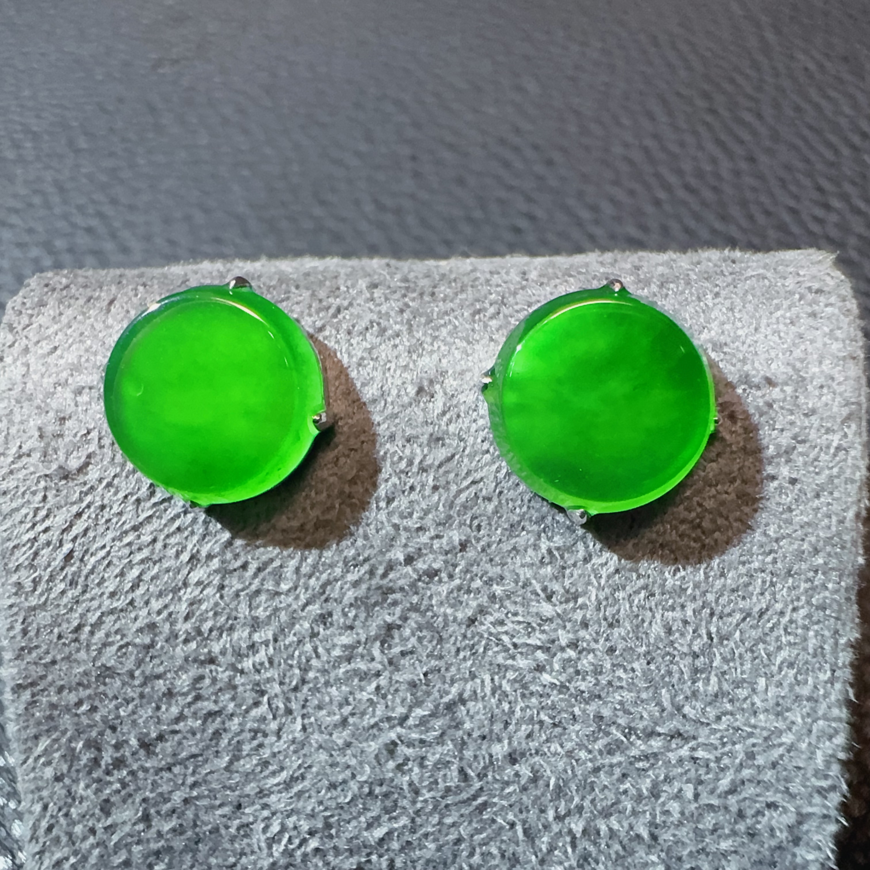 天然a货翡翠高冰正阳绿无事牌耳钉【18k金镶嵌】气质百搭精致0680