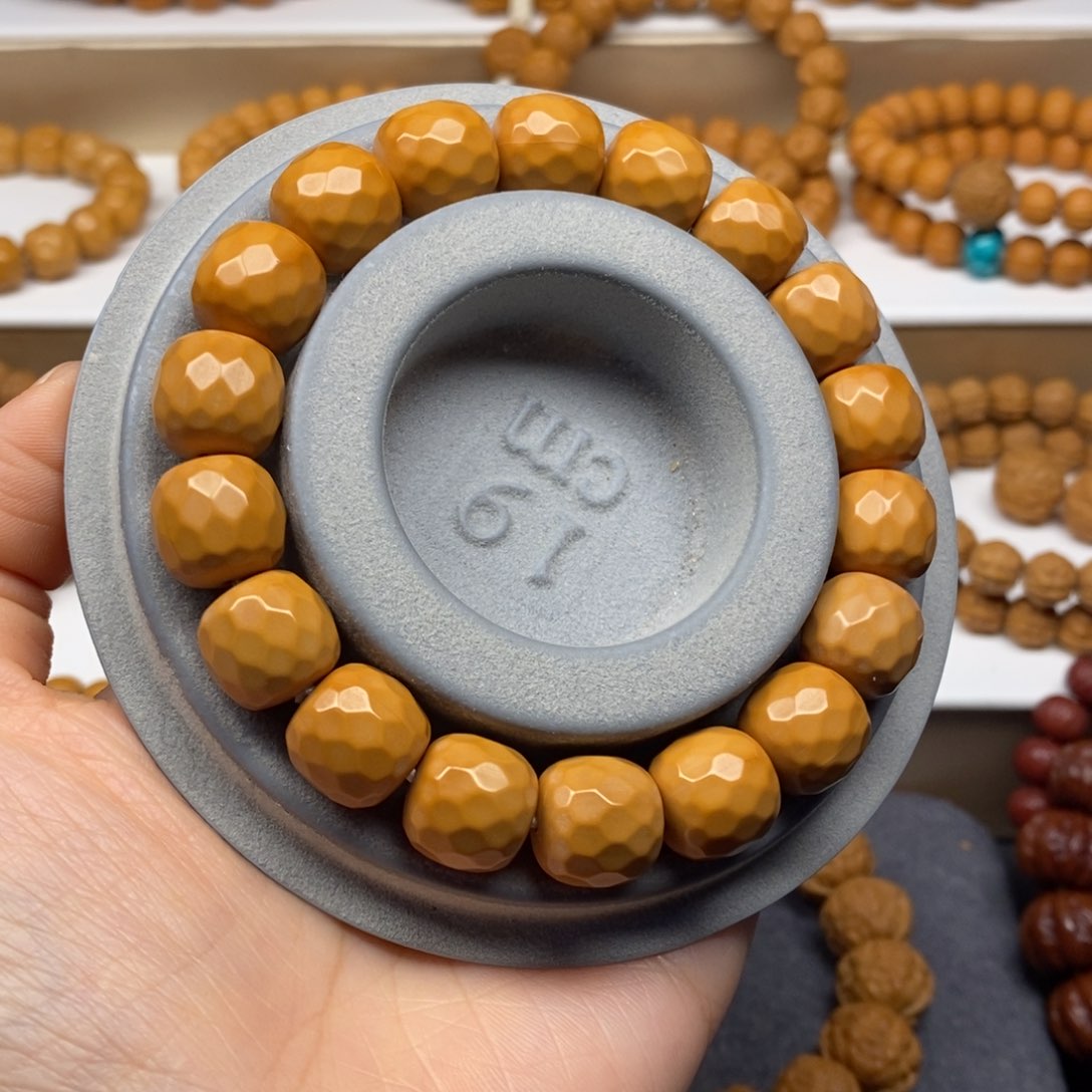 【闪购商品】猴头核桃手串钻面桶珠13mm