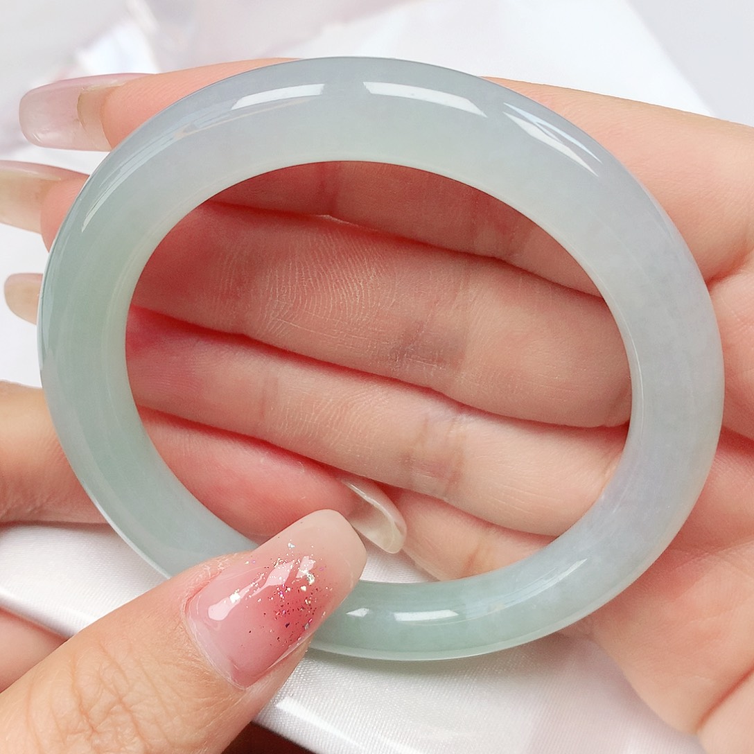 翡翠手镯未镶嵌抖音908