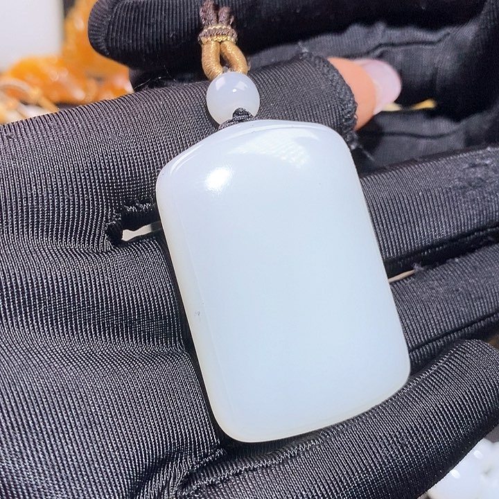 和田玉吊坠(不含链)未镶嵌随*